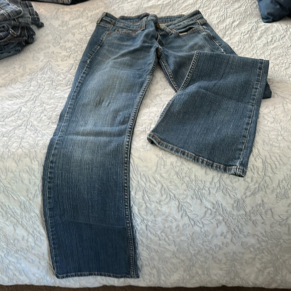 Levi’s super low 518 denim 15$ per pair - Picture 4 of 4